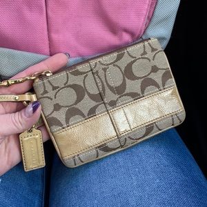 Coach wristlet, used once